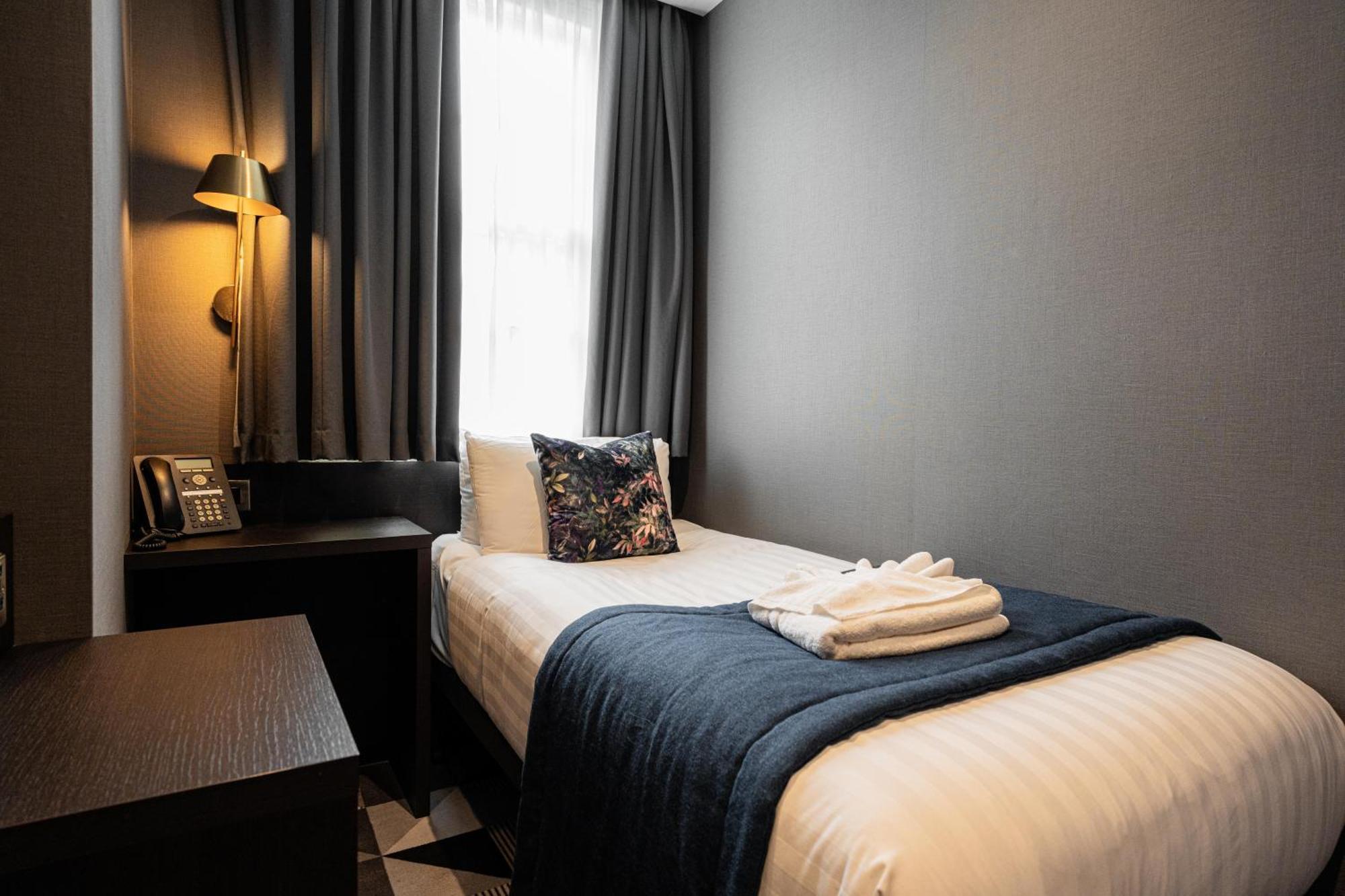 The House On Warwick Hotel Лондон Екстериор снимка